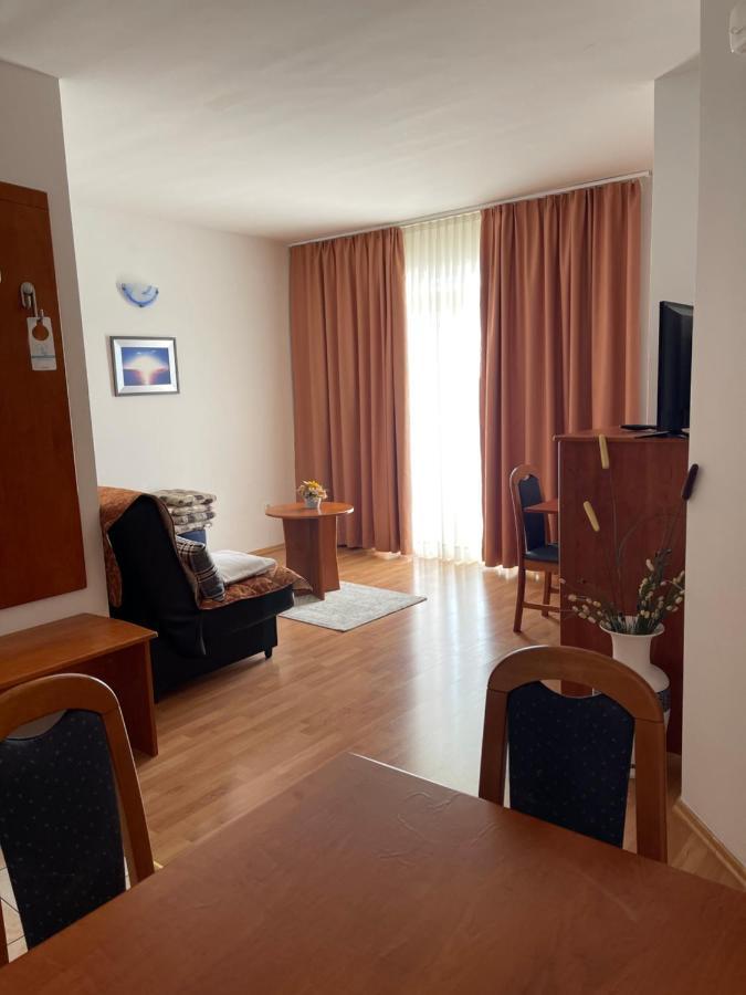 Sunce Apartment Podgora
